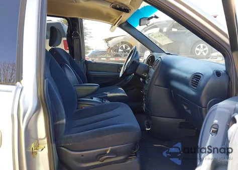 2002 Dodge Grand Caravan Sport z USA, uszkodzony, nr VIN 2B4GP44302R782537